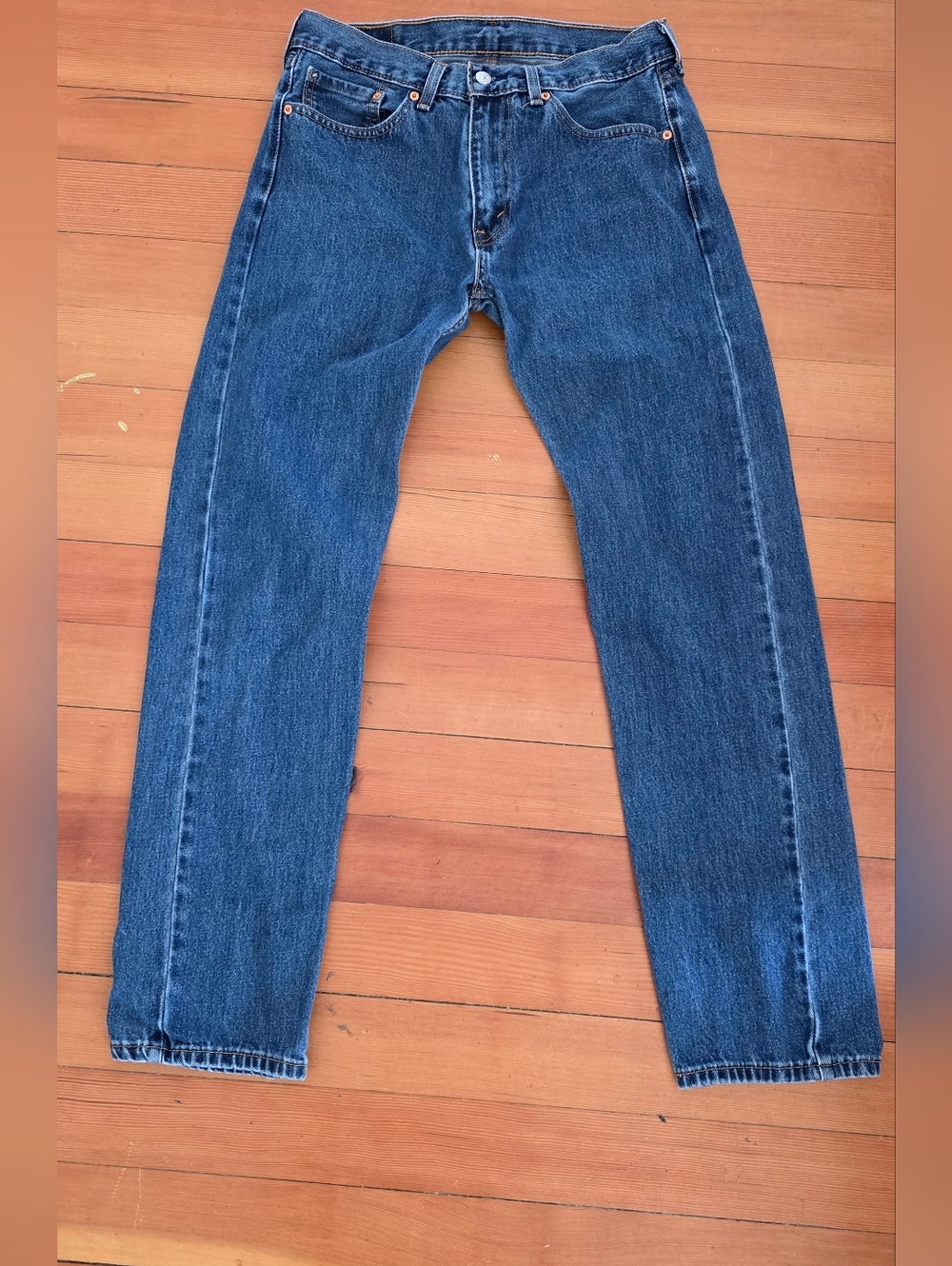 Levi's 505 Straight Leg Jeans in Medium Blue Wash 33/34